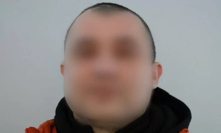 На Харківщині засудили чоловіка, який викрав і зґвалтував 13-річну дівчинку