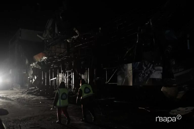 Серед працівників супермаркету «Сільпо», який пошкодило російськими безпілотниками, постраждалих немає