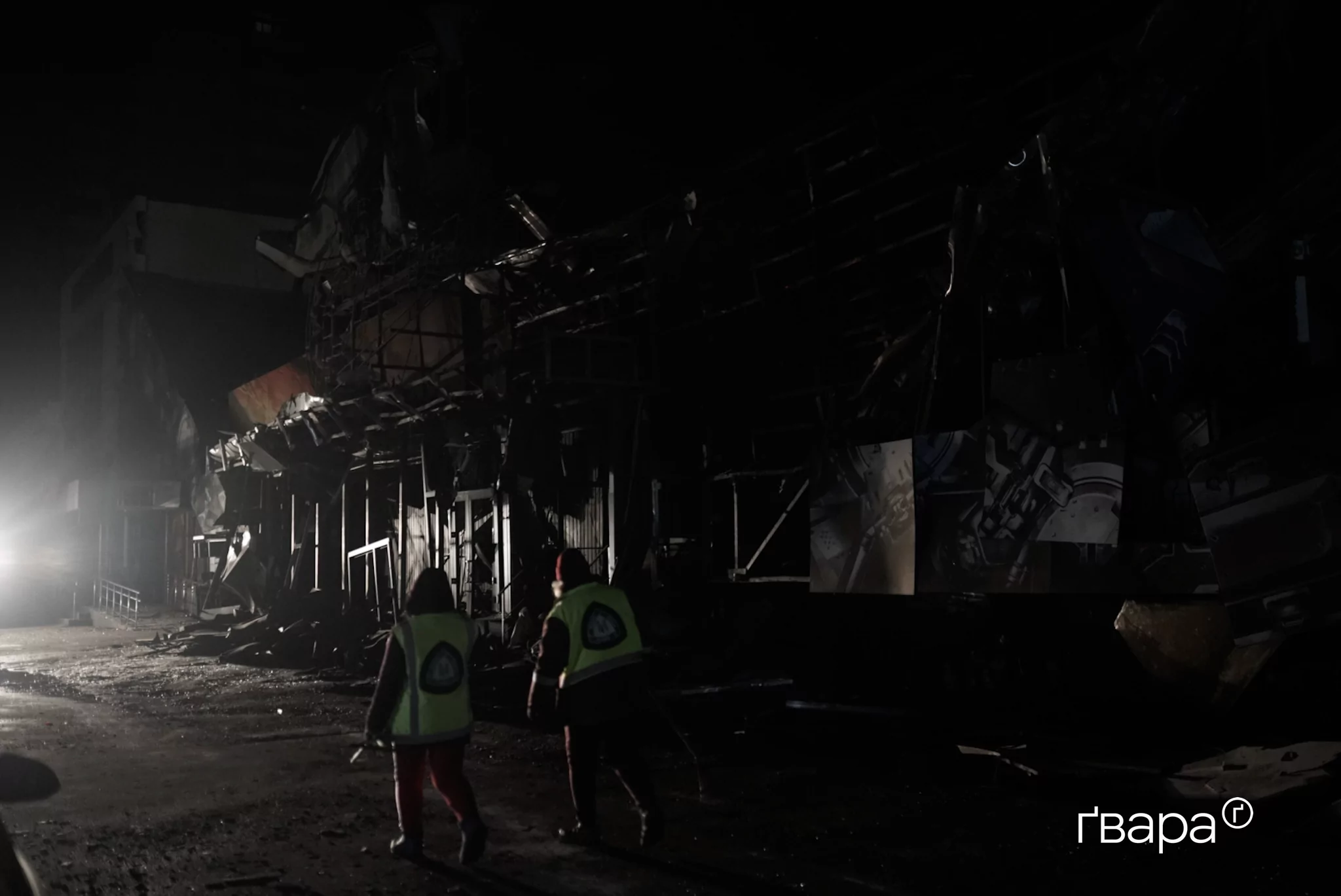 комунальники на місці обстрілу у Харкові