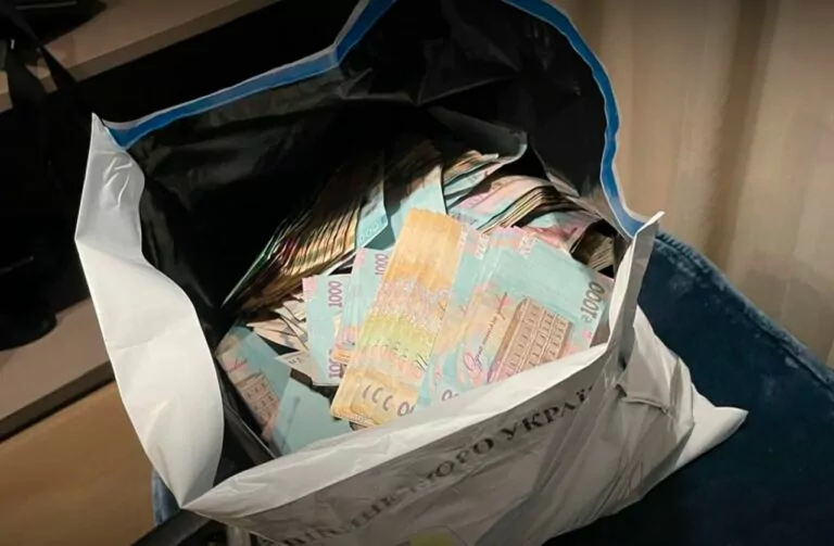 НАБУ проводить масштабну антикорупційну операцію у сфері енергетики