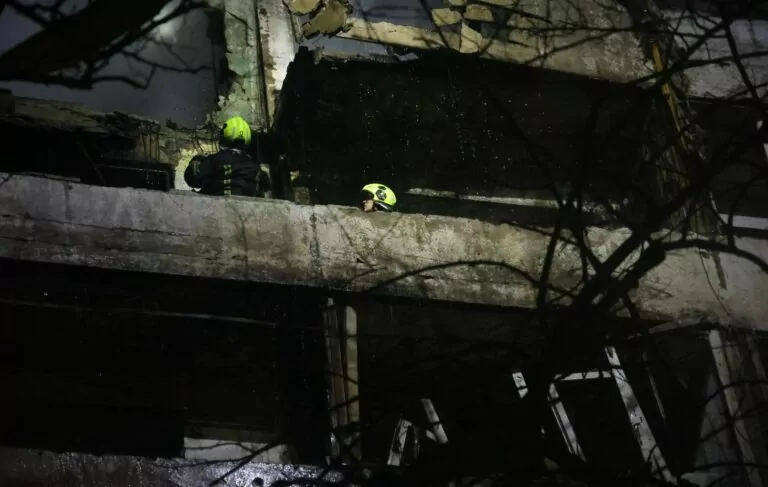 У Києві загинули семеро людей внаслідок масованої атаки РФ