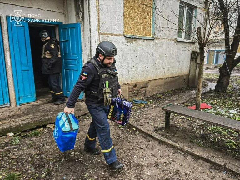 З прифронтової Харківщини евакуювали 10 людей, зокрема дитину
