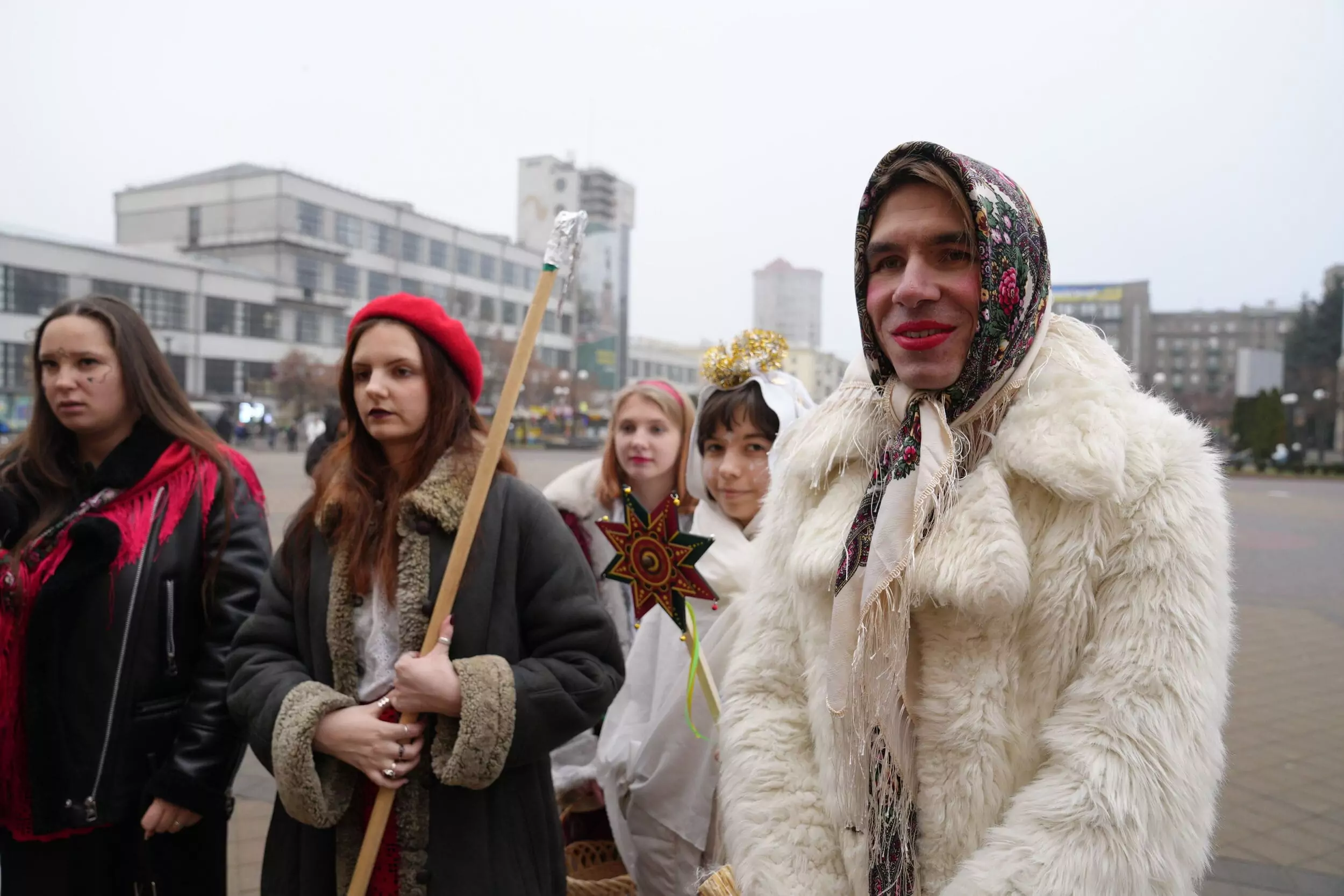 зображення до посту: Kharkiv locals celebrate Christmas Eve 30 kilometers from border with Russia — in photos