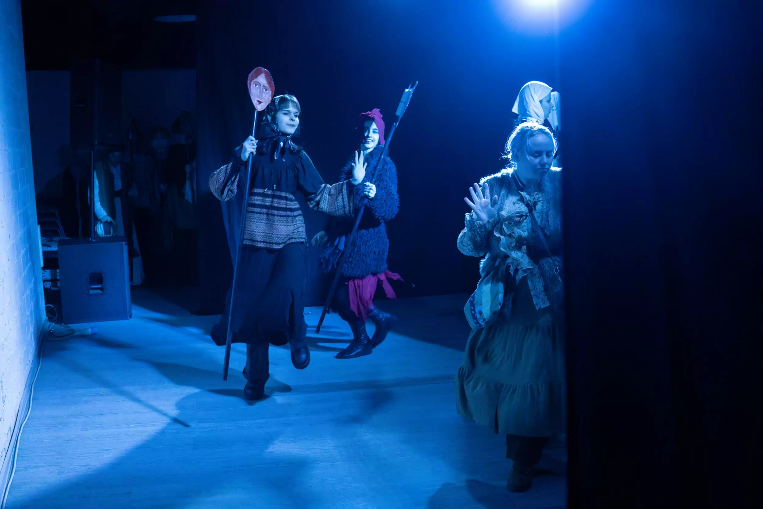 зображення до посту: Kharkiv locals celebrate Christmas Eve 30 kilometers from border with Russia — in photos