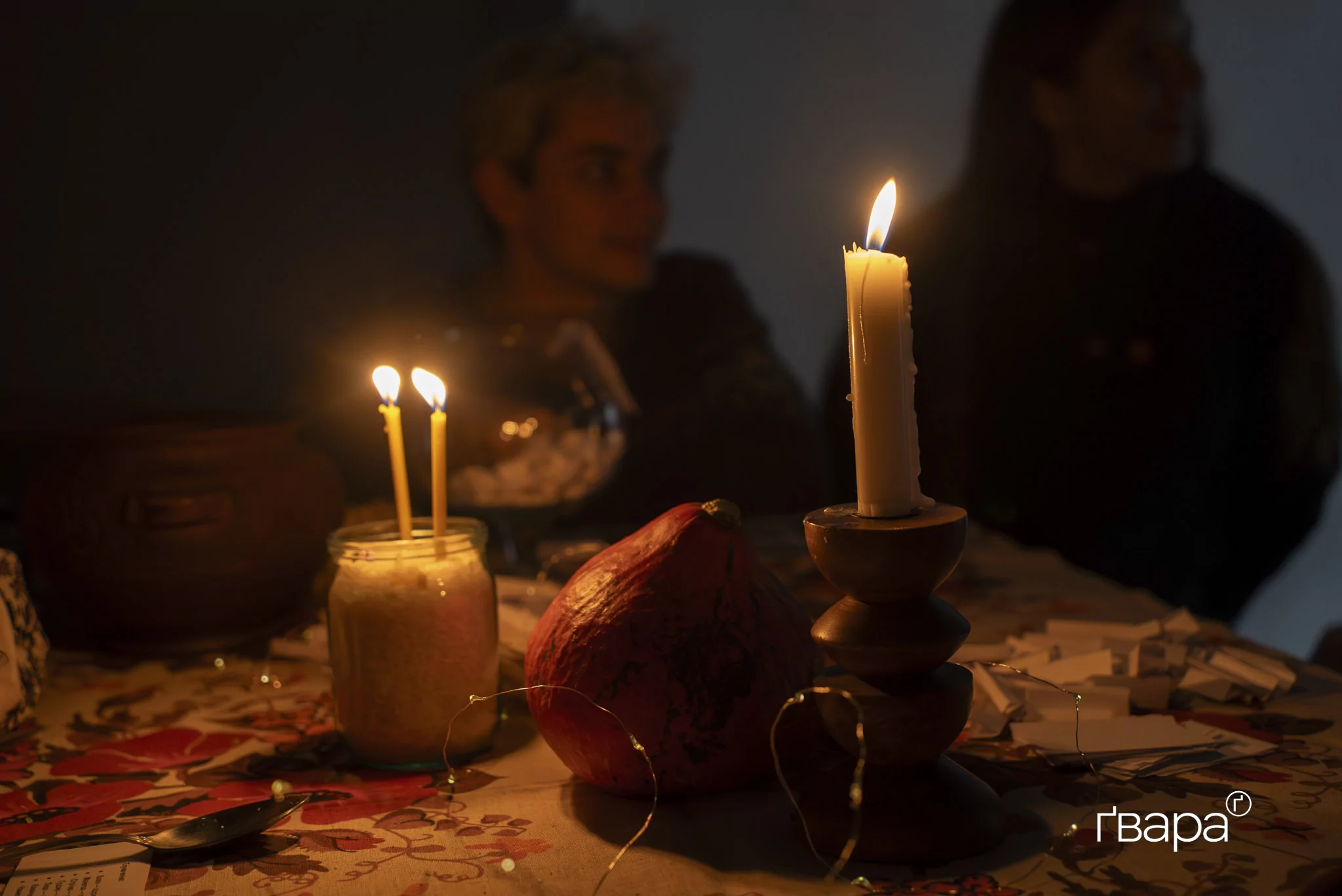 зображення до посту: У Харкові провели Андріївські вечорниці. Ворожили, танцювали й збирали гроші на лікування поранених військових