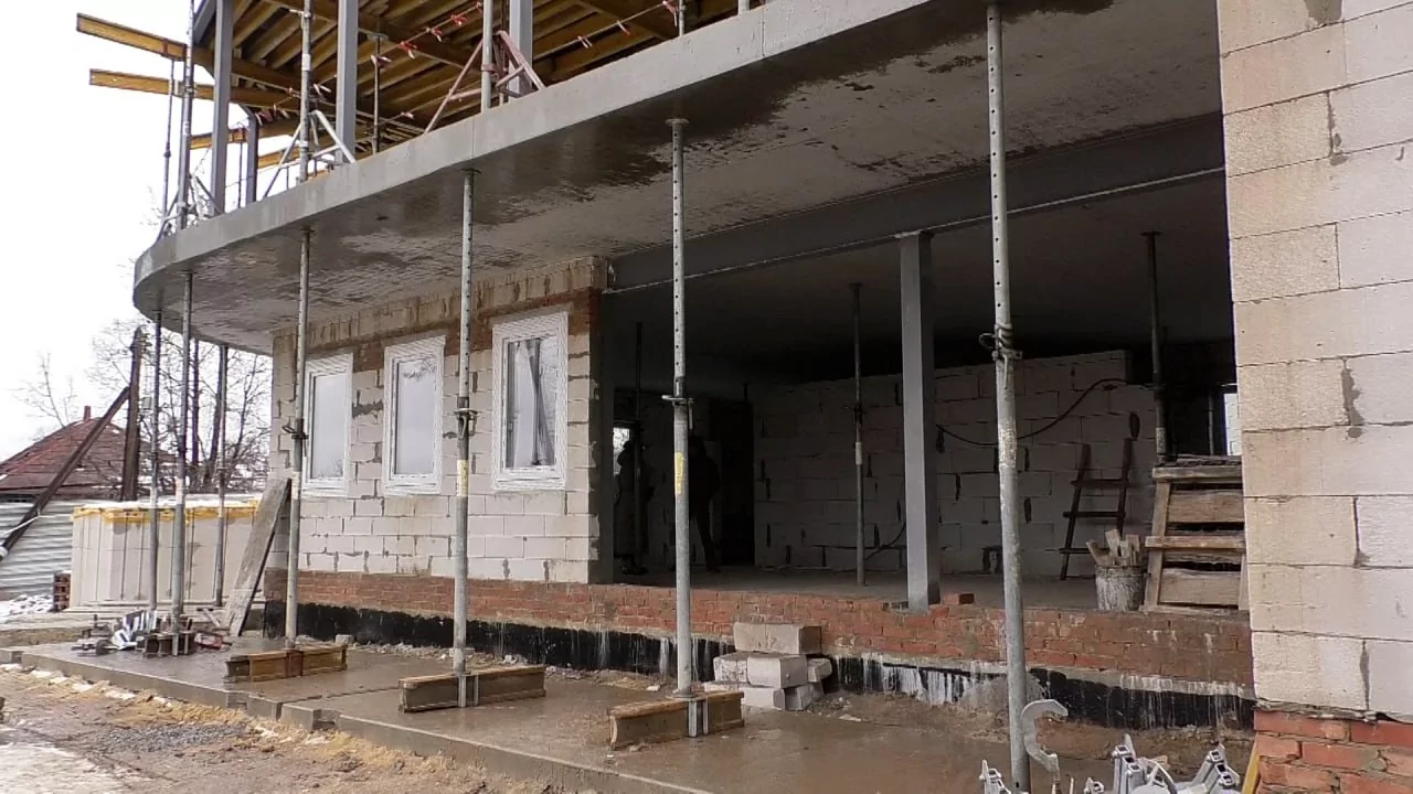 Такий вигляд мало будівництво сільради у Руській Лозовій у грудні 2023 року Фото: видання ATN