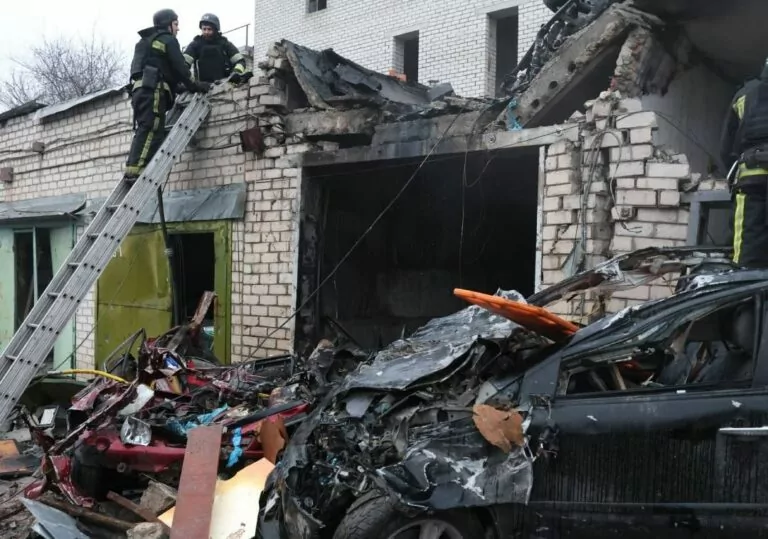 Правоохоронці встановлюють причини вибуху у Харкові