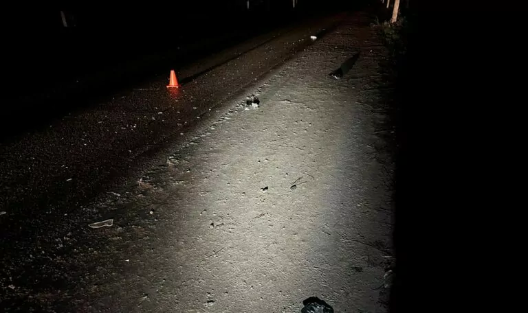 Збив чоловіка та зник з місця ДТП у Богодухові: поліція встановила водія