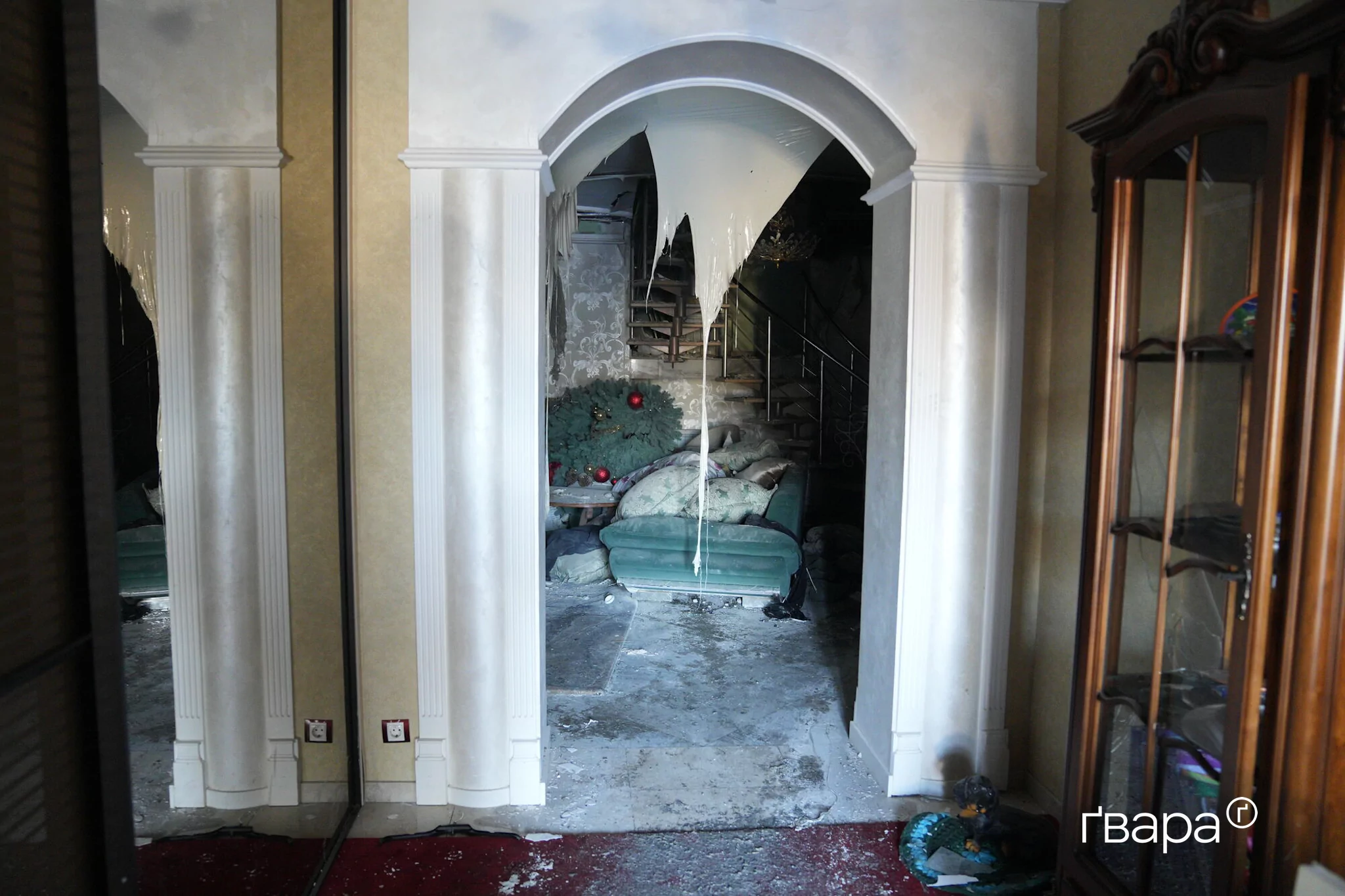 зображення до посту: Як виглядає будинок у Холодногірському районі, в який влучив російський дрон &mdash; фото