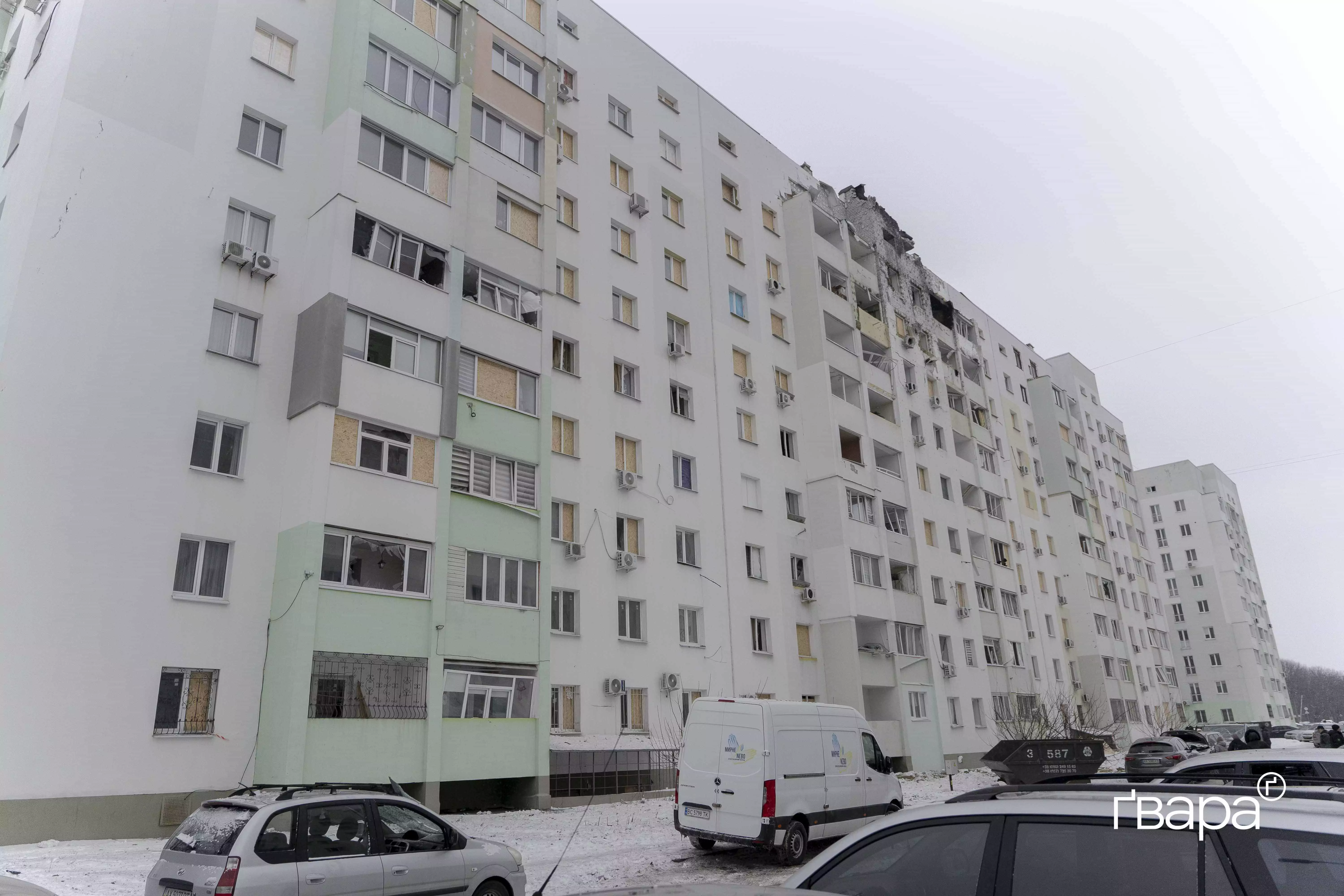 зображення до посту: «Це була ніч, як 22-го, коли ми сиділи пів року у сховищі»: наслідки масованої російської атаки по Харкову — фото