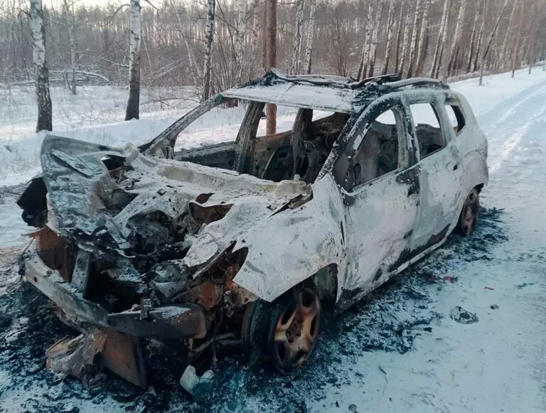 Російський дрон влучив в авто поліціянтів під час евакуації на Харківщині