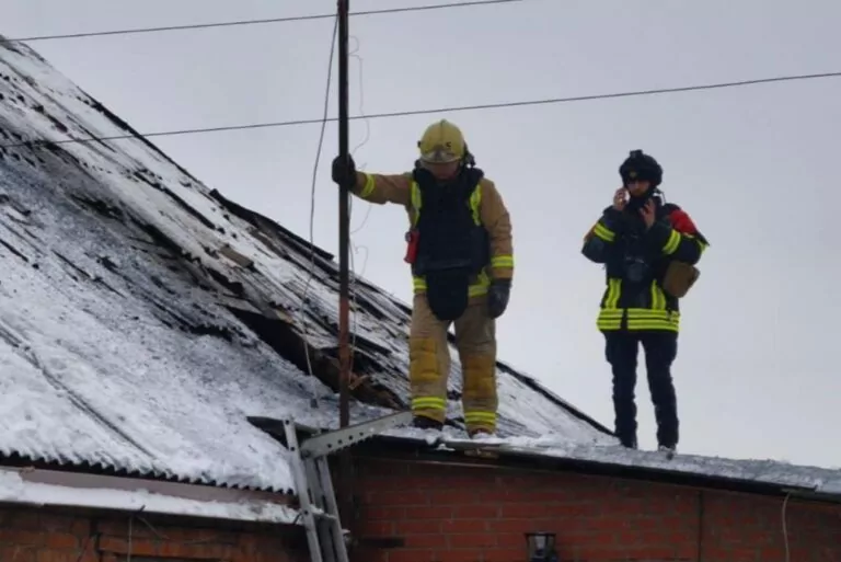 У Харкові внаслідок обстрілу постраждала літня жінка