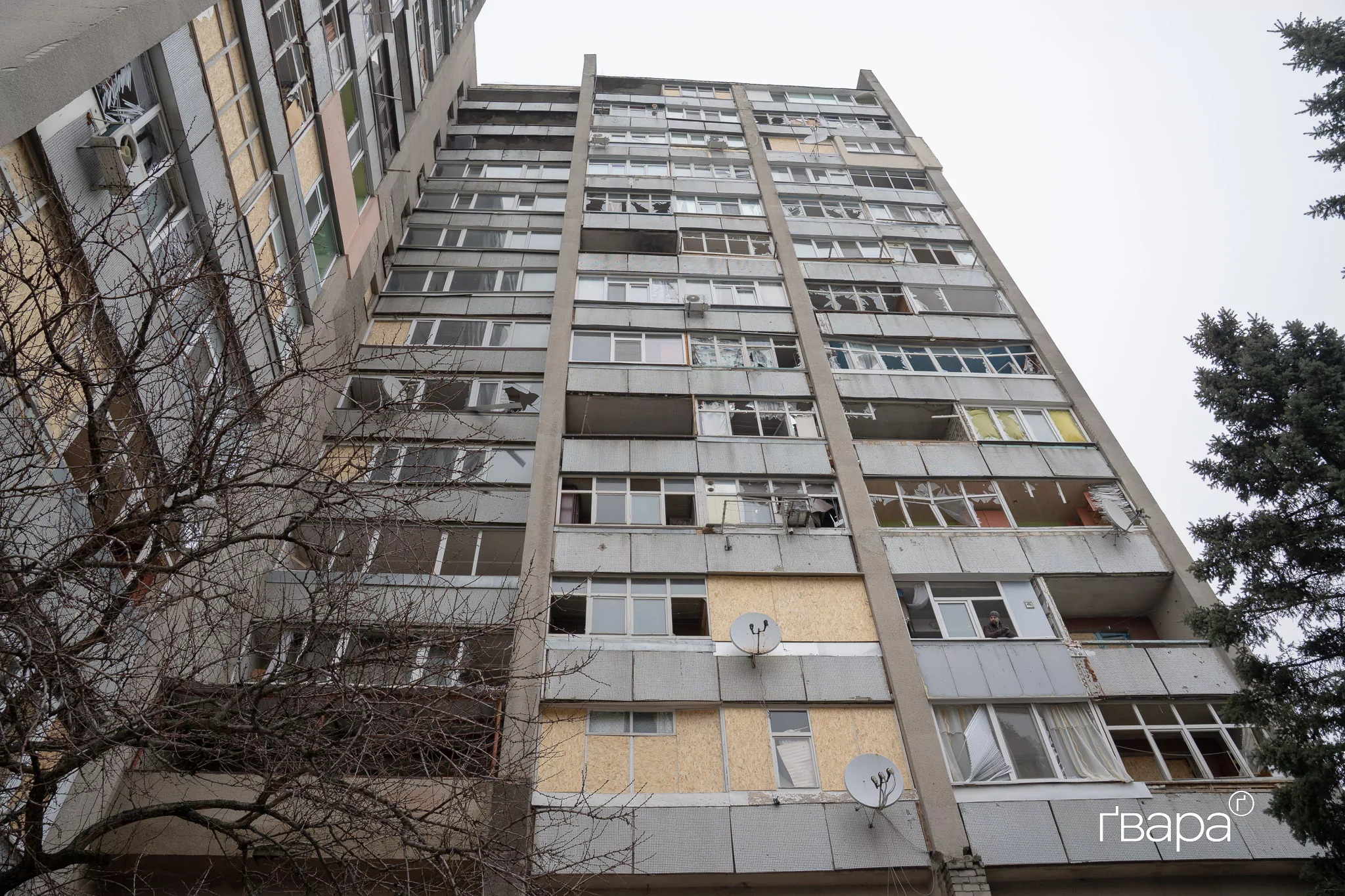 зображення до посту: &laquo;Вийшли через вікно, бо все горіло&raquo;: як Харків пережив масовану атаку 26 лютого &mdash; фото