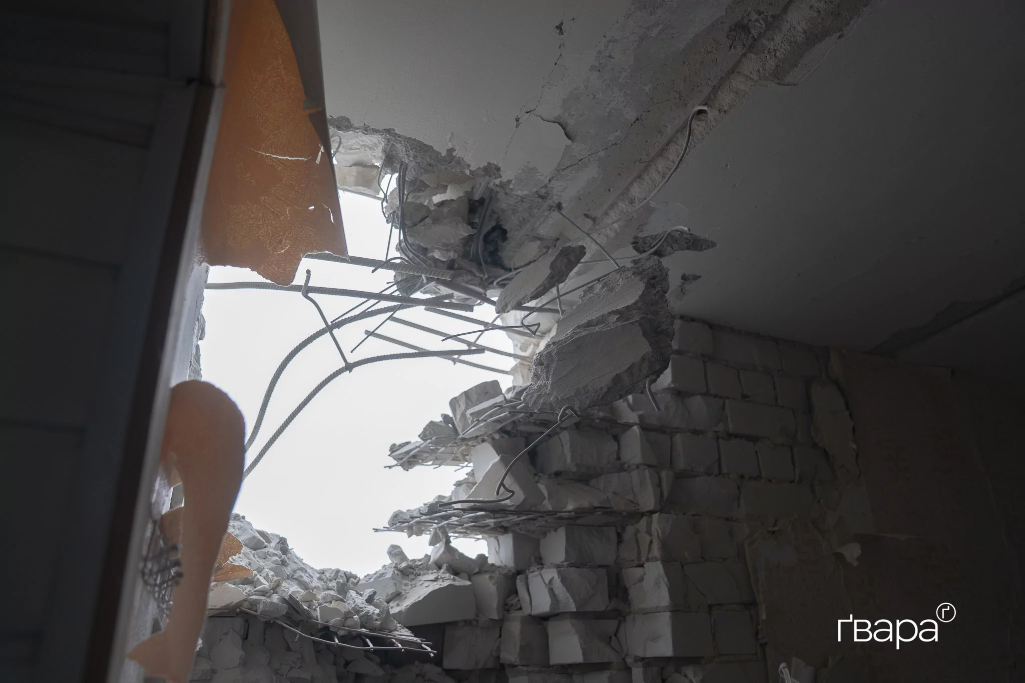 зображення до посту: &laquo;Вийшли через вікно, бо все горіло&raquo;: як Харків пережив масовану атаку 26 лютого &mdash; фото