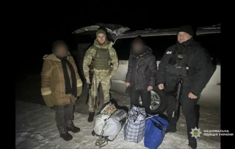 Locals from Kupiansk district walk for over 10 hours to evacuate from their home under Russian attacks