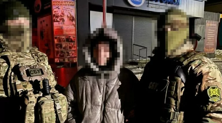 У Харкові неповнолітню дівчину підозрюють у підготовці теракту