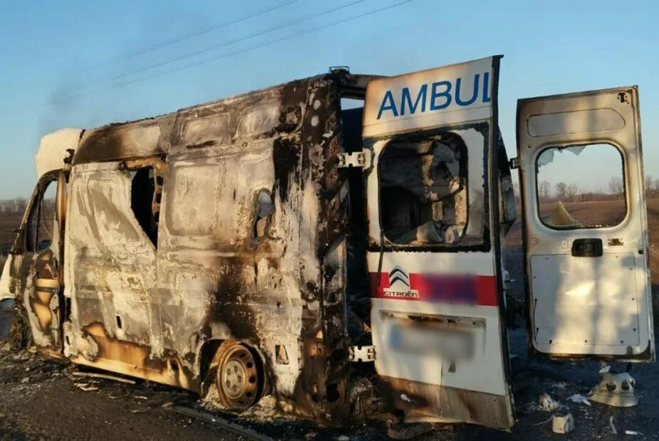 Damaged ambulance in the Kupiansk district