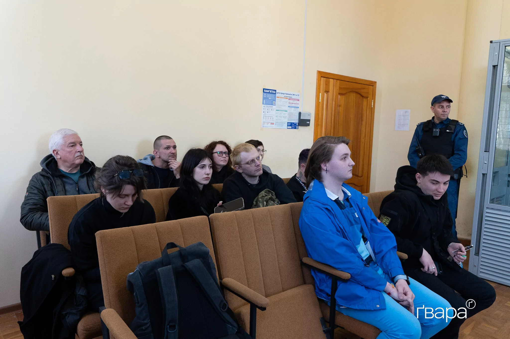 Вільні слухачі на засіданні у справі Дмитра та Євгена