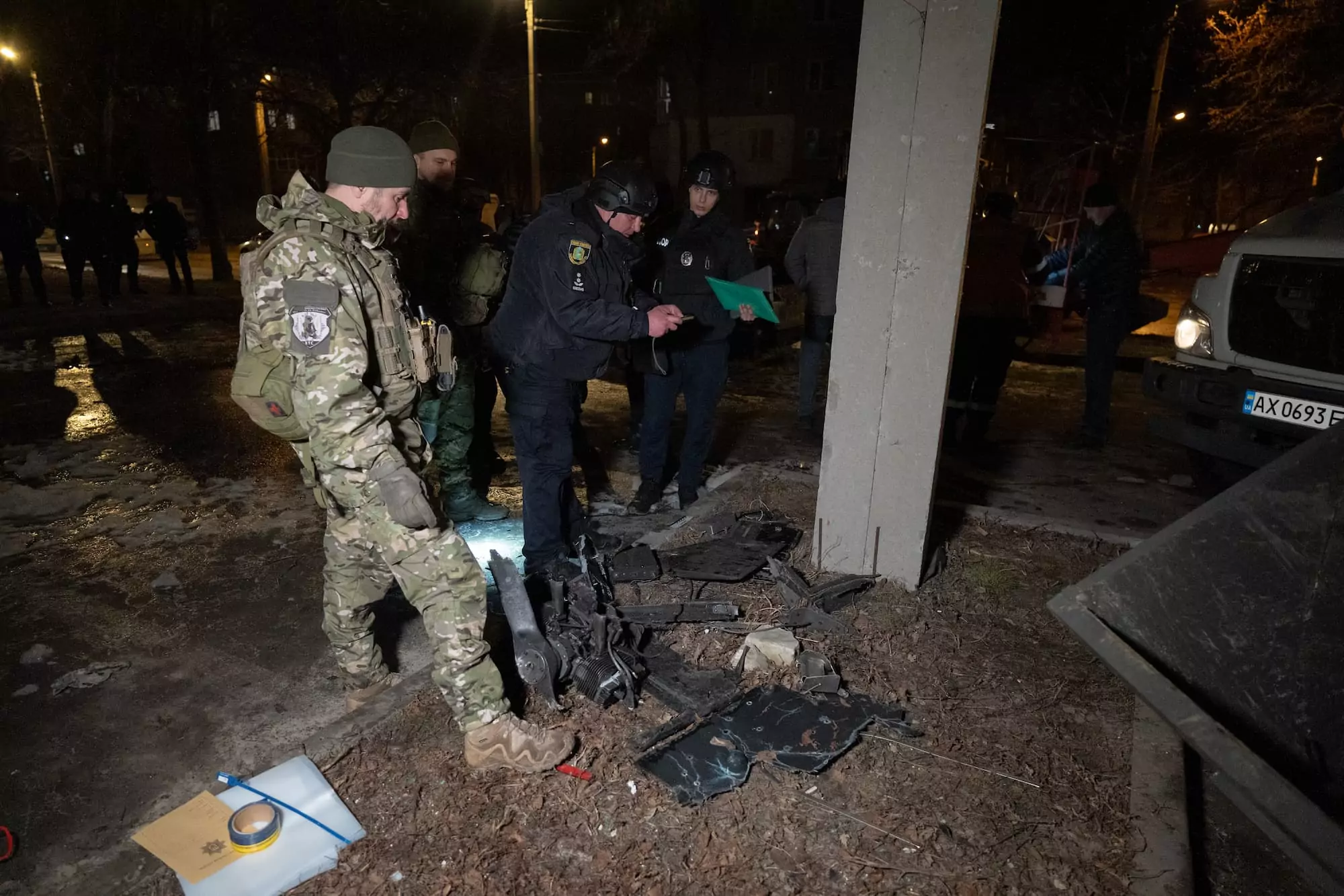 зображення до посту: &ldquo;What we repaired after previous time was blown out again.&rdquo; Russian attack on apartment building in Kharkiv injured 9, including 2 children (Photo)