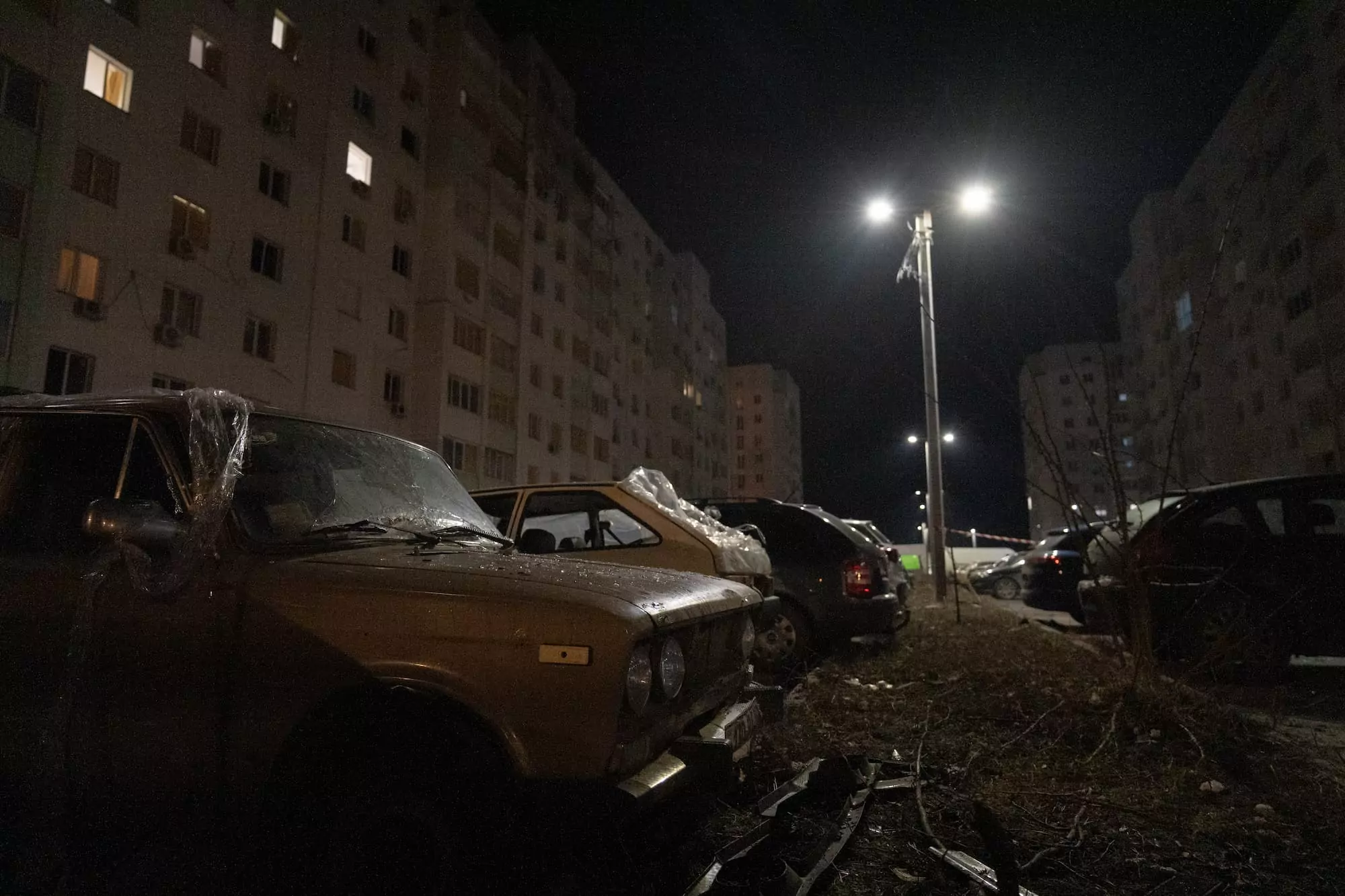 зображення до посту: &ldquo;What we repaired after previous time was blown out again.&rdquo; Russian attack on apartment building in Kharkiv injured 9, including 2 children (Photo)