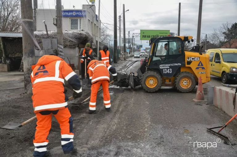 Значна частина ремонту доріг на Харківщині виконується в борг