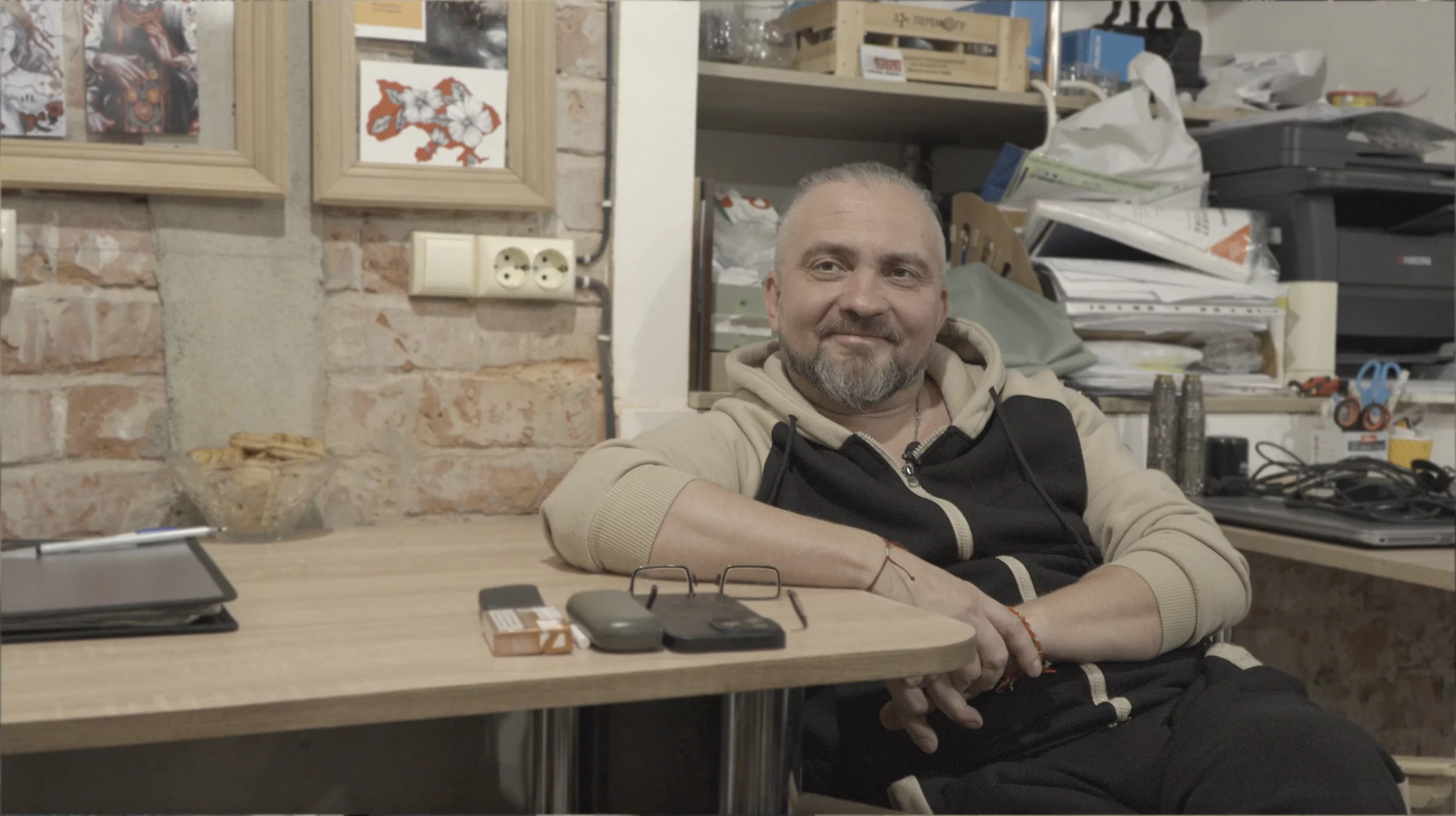 зображення до посту: Театр став укриттям, а метро &mdash; сценою. Публікуємо спогади трупи Харківського театру ляльок про початок повномасштабної війни