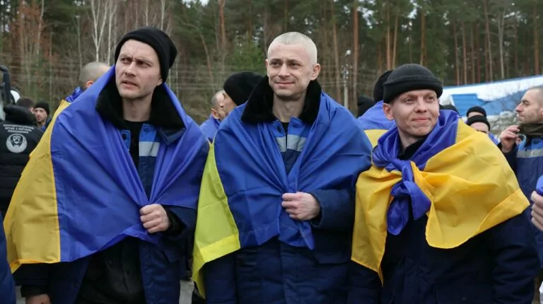 З російського полону повернули 18 жителів Харківщини