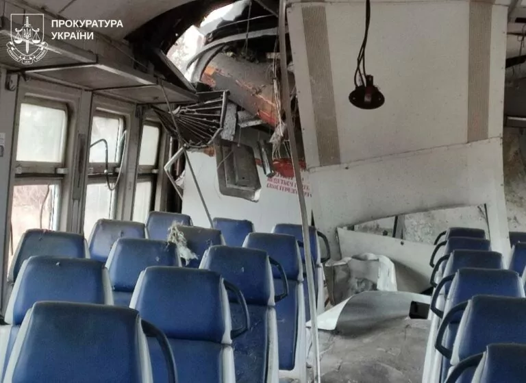 Russian drone hits suburban train in Slatyne, Kharkiv oblast, kills 1, injures 2 people