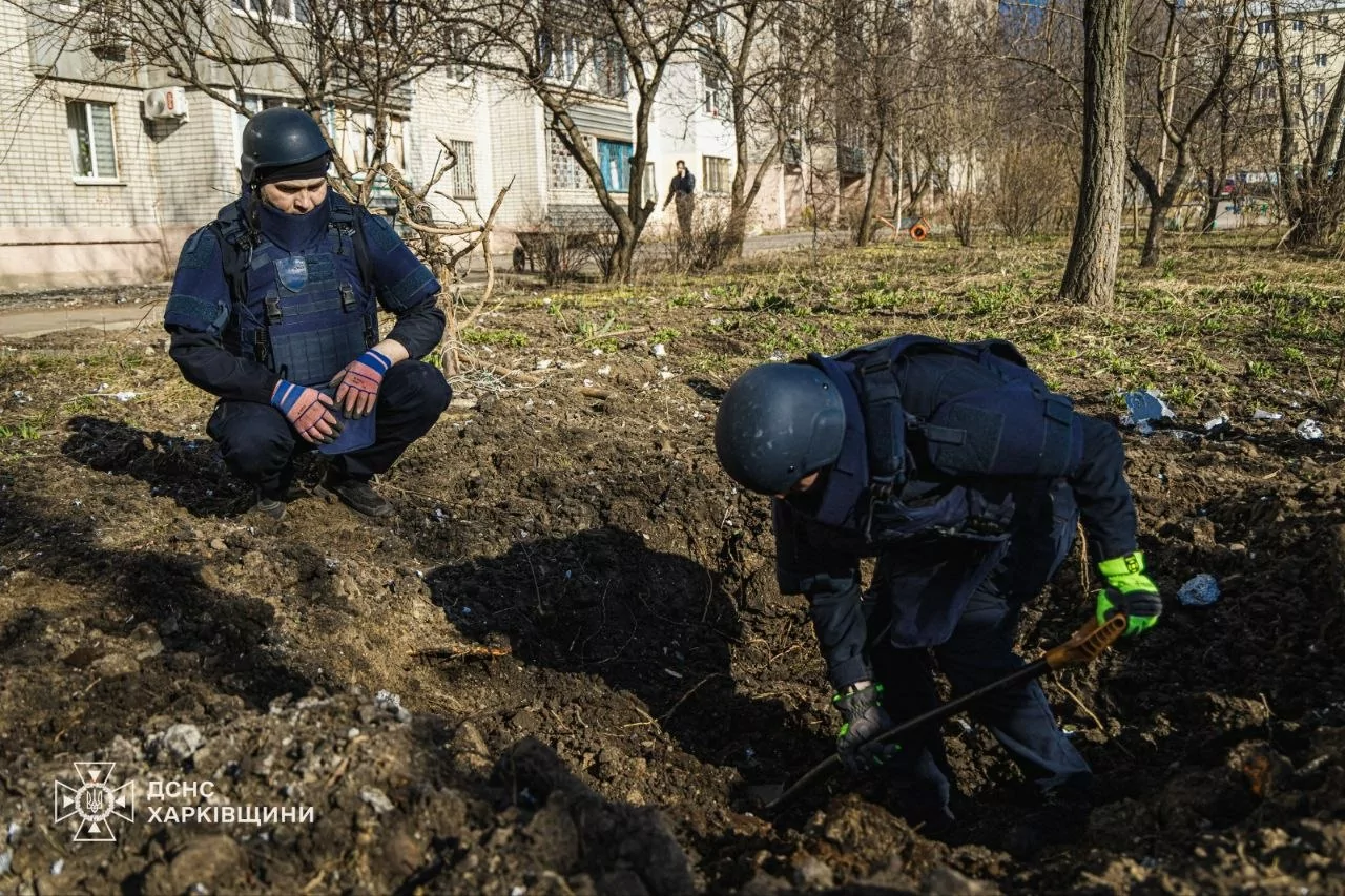 Experts are inspecting the crater left by Russian attack on Kharkiv