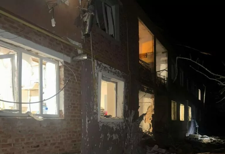 Троє жінок постраждали внаслідок російських ударів по Печенігах на Харківщині
