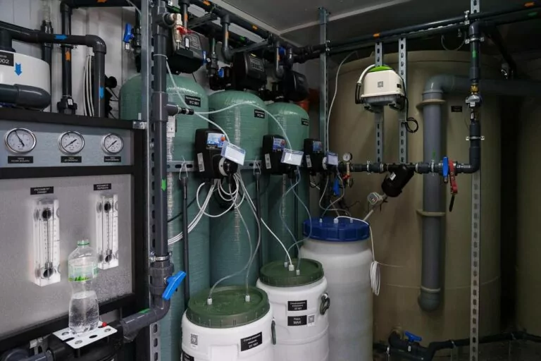 У дитячій лікарні в Харкові встановили мобільну водоочисну станцію