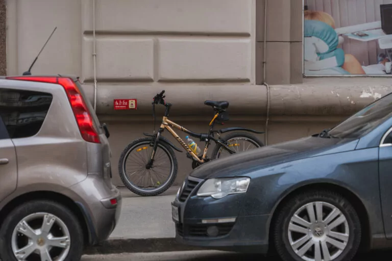 Чи потрібні Харкову велодоріжки? Запитуємо у містян та експертів