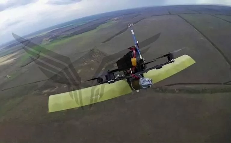 Ukraine equips FPV drones with wings, increasing their flight range, OSINT analyst says 