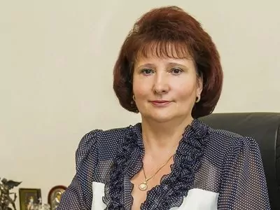 зображення до посту: Зарплати, премії та майно: скільки заробляють і чим володіють керівники районів Харкова