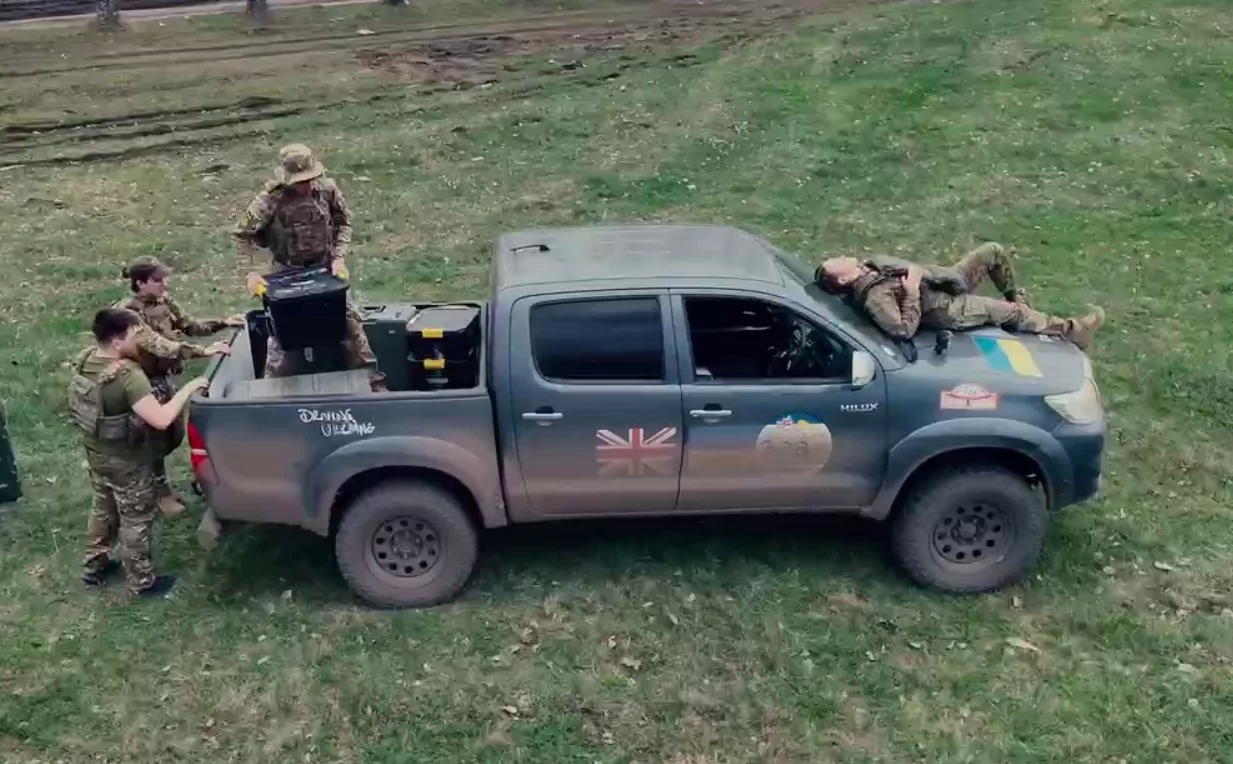 дуа ліпа пікап перший медичний батальйон