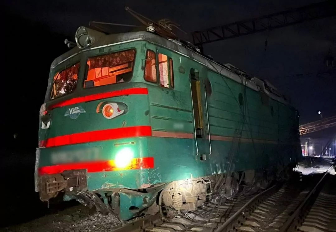 потяг вантажівка аварія