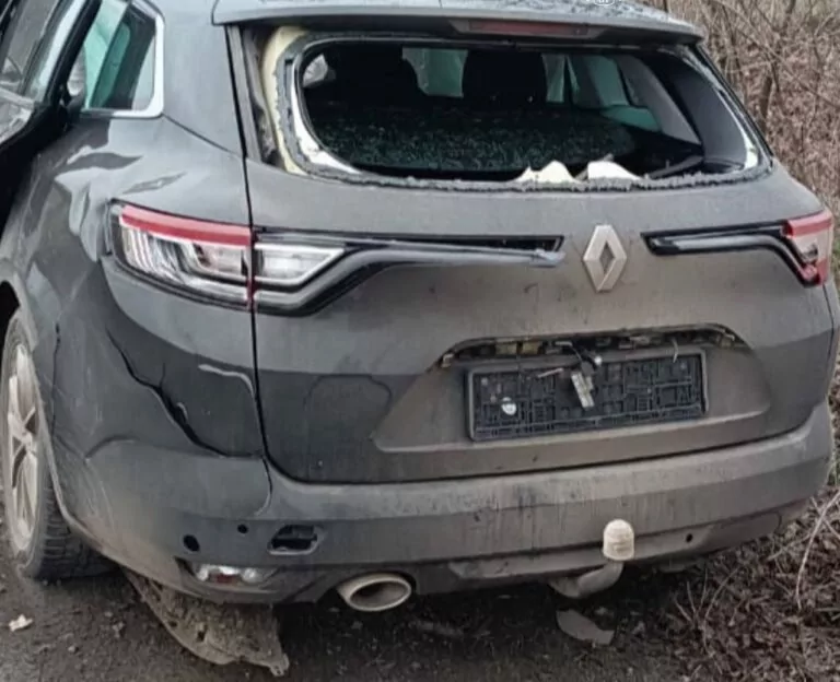 На Харківщині дрон вдарив поблизу авто: двоє постраждалих