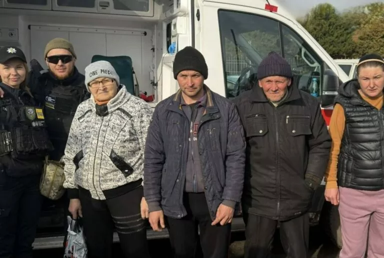 З Вовчанської громади евакуювали родину