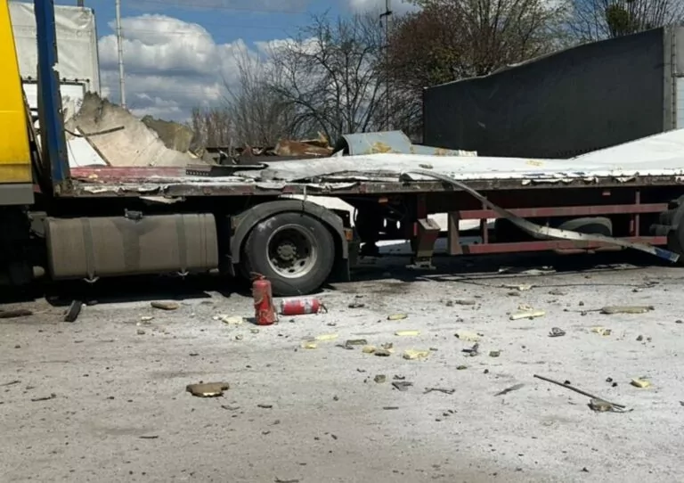 Російські війська вдарили по Дергачах: є поранені