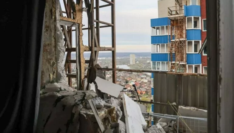 У ДСНС показали наслідки ранкового удару по Харкову