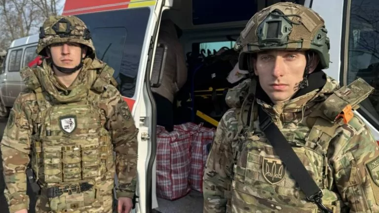 «Білі янголи» евакуювали мешканців Куп’янщини, зокрема маломобільну людину 