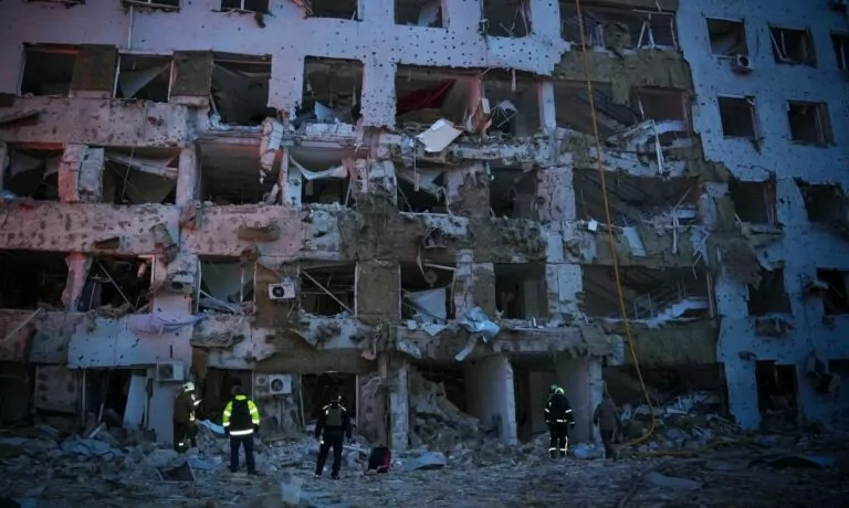 В Україні загинули щонайменше 15 людей внаслідок масованої атаки РФ