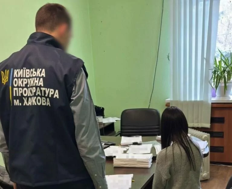 У Харкові судитимуть підприємицю за привласнення коштів на ремонт вишу