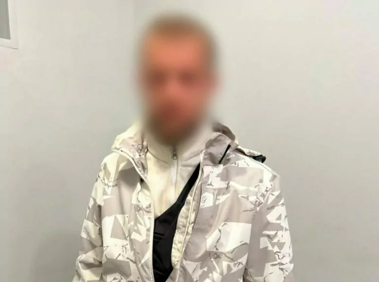 У Харкові затримали підозрюваного у підриві гранати біля магазину