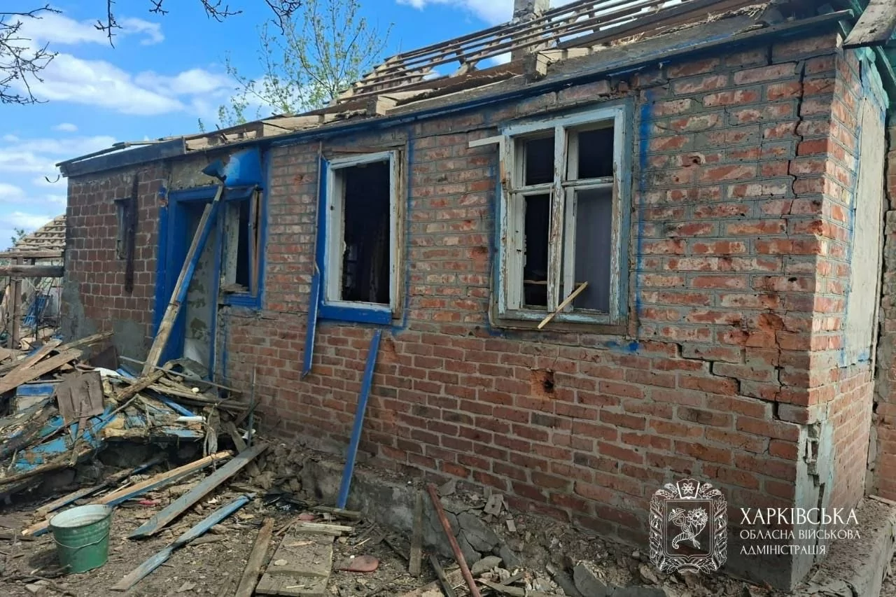 Damaged building in the Izium district