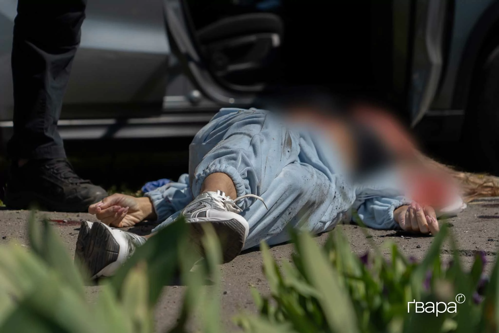 зображення до посту: &laquo;Секунди не було, щоб сховатися&raquo;: що відомо про російський удар по Мерефі, який вбив сімох &mdash; фото