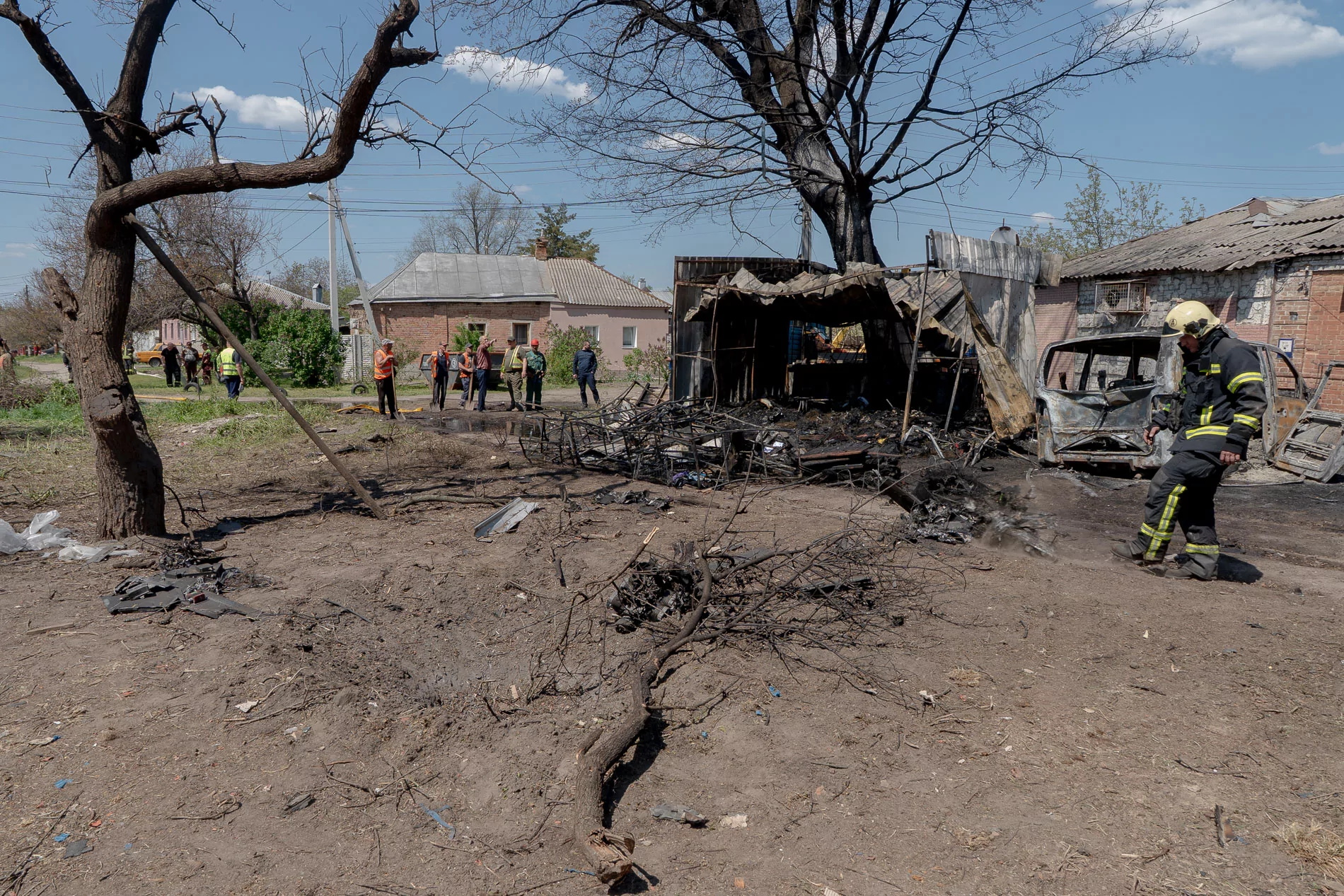 The aftermath of the Russian drone attack on the Novobavarksyi district of Kharkiv. May 7, 2026