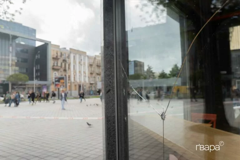 Росіяни вдарили по Харкову безпілотниками: є постраждалий
