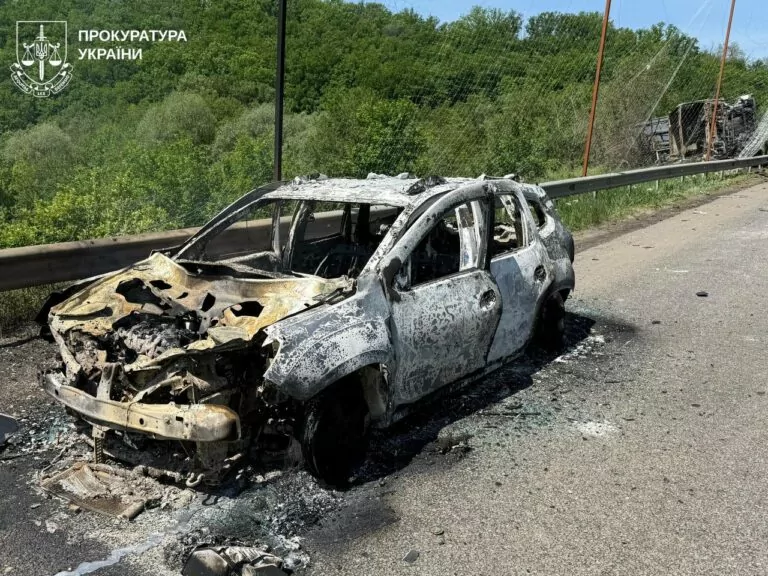 At least 5 Russian FPV drones attacked road near Kharkiv in 1 day