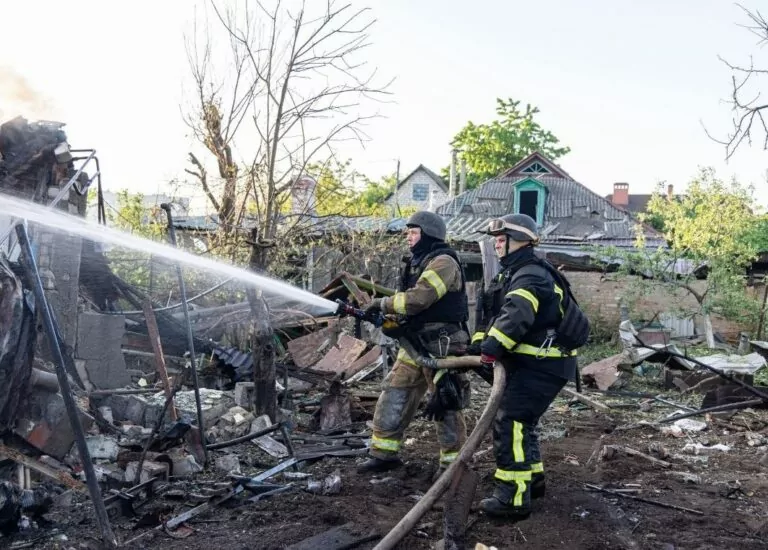 РФ вранці атакувала Харків і передмістя: загинула жінка, є постраждалі